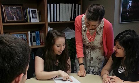 Kristina Wright works with students in the Medopp Advising Office.